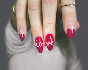 מה זה צורת בלרינה בציפורניים